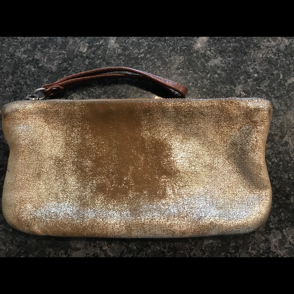 Rough and Tumble clutch